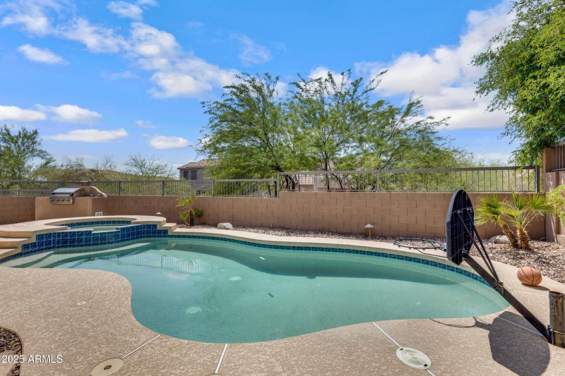 3624 N Paseo Del Sol-44