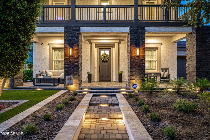 FRONT OF HOME