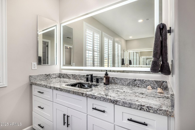 1ST VANITY