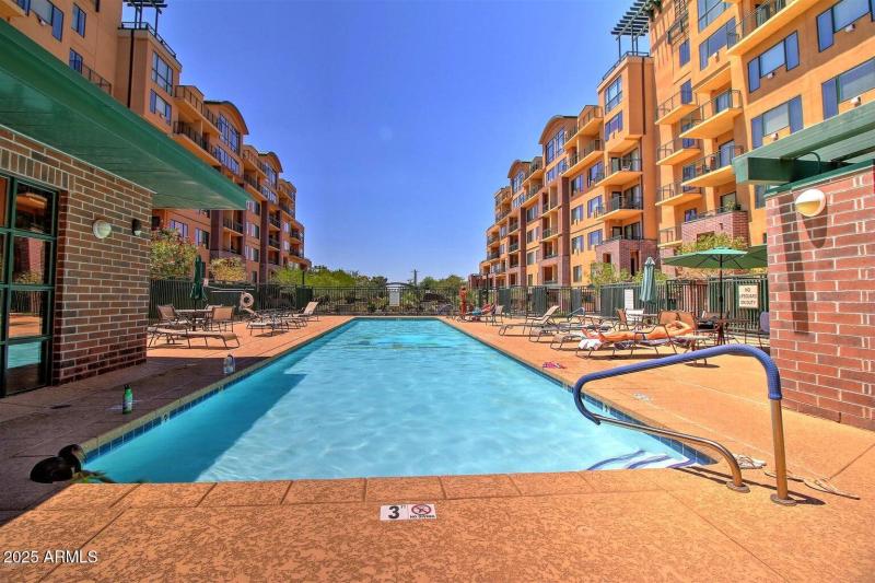 Encanto pool 3