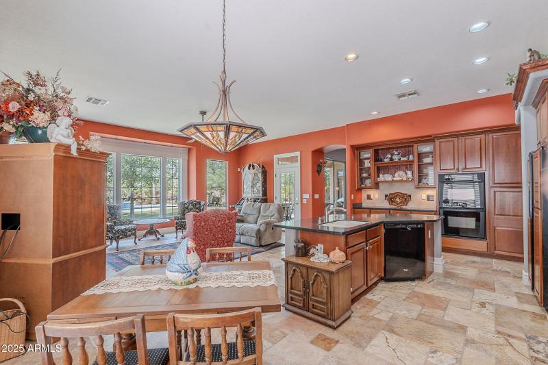 18-web-or-mls-Kenwood-18