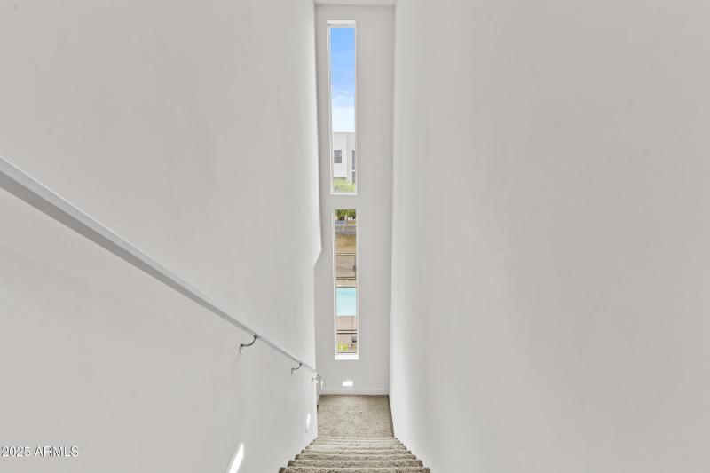 325 E Coronado - 10_dsc00645