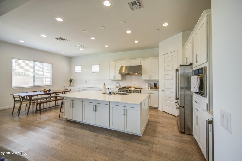 Kitchen 4