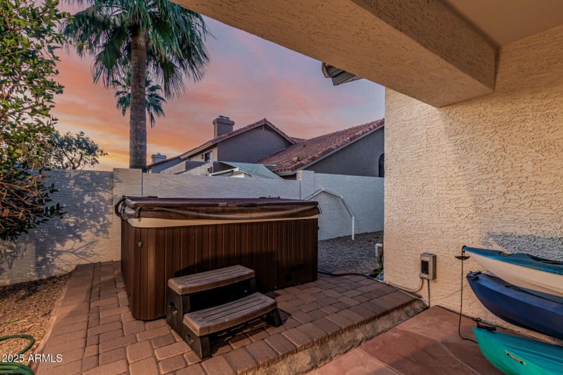 39 Saddleback