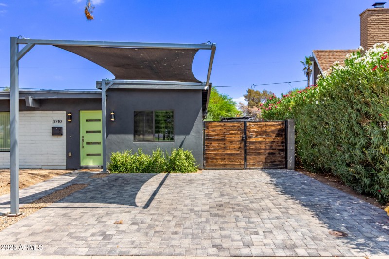 07 Altadena