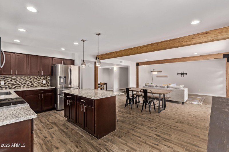 14 Altadena