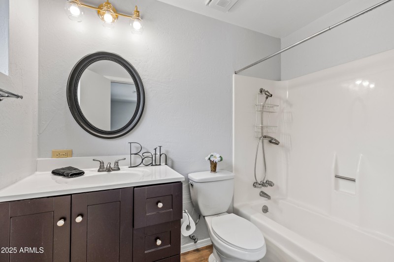 En-suite bath