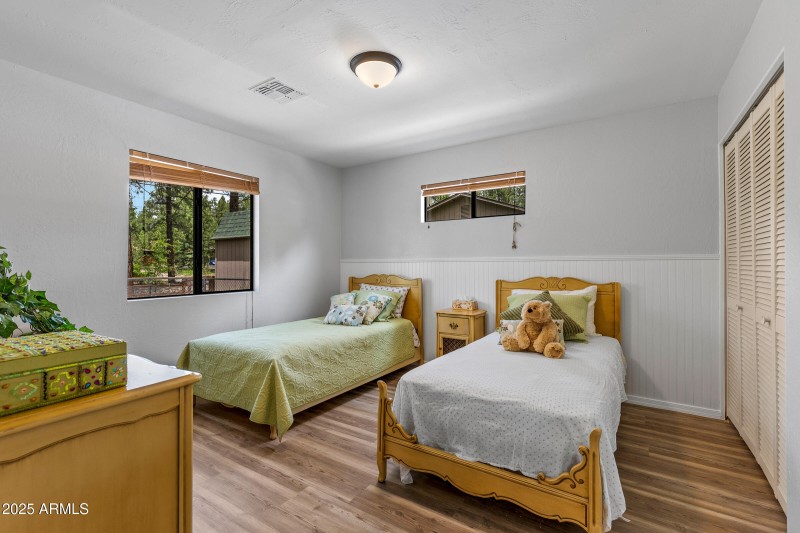 Second bedroom