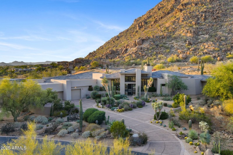 73-web-or-mls-10040-e-happy-valley-rd