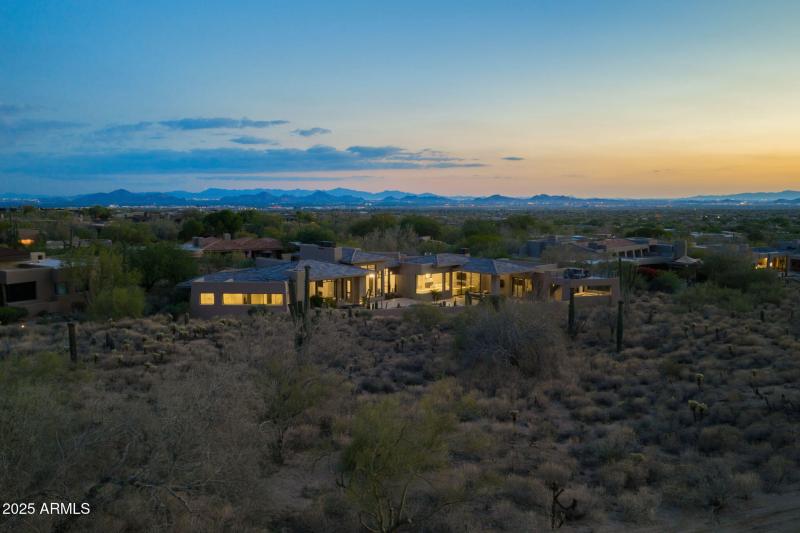 72-web-or-mls-10040-e-happy-valley-rd