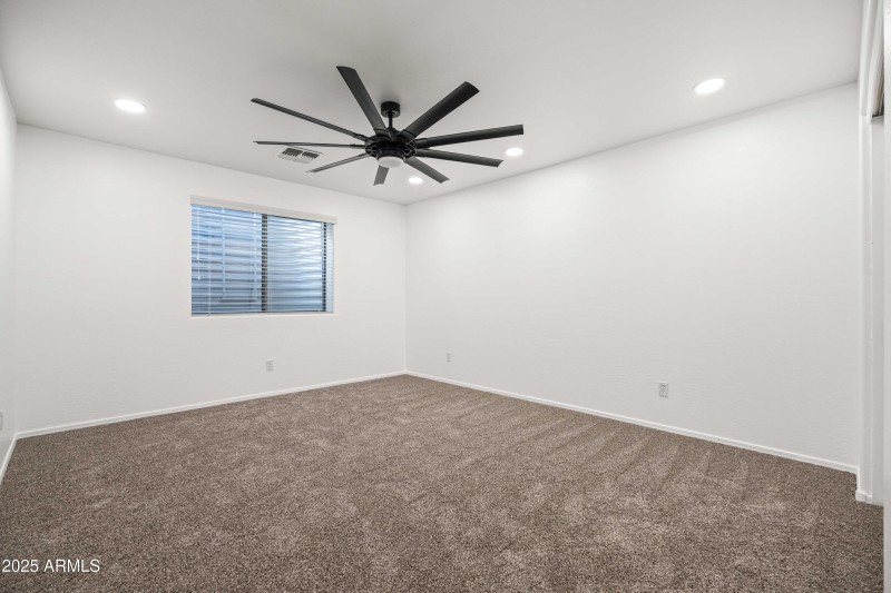 6i guest bedroom 4