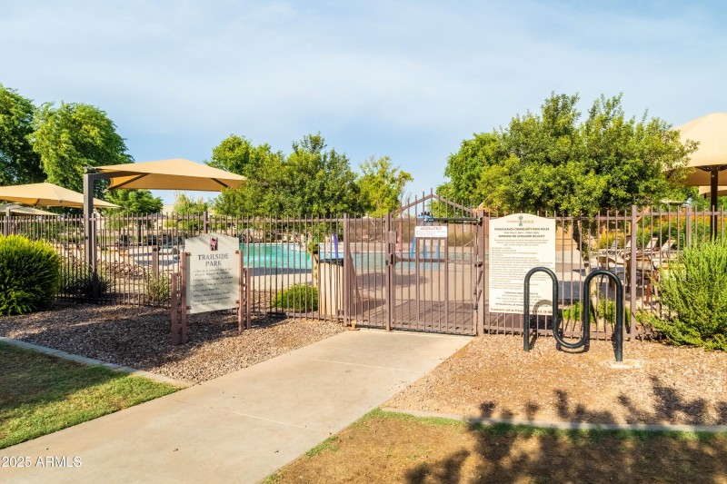 Barn 5 splash pad
