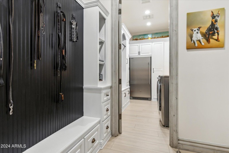 Entry into Laundry