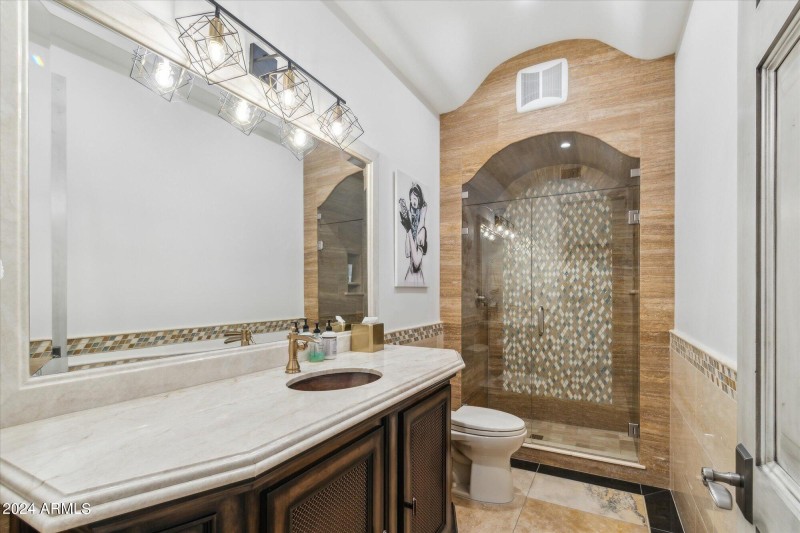 Bathroom #4