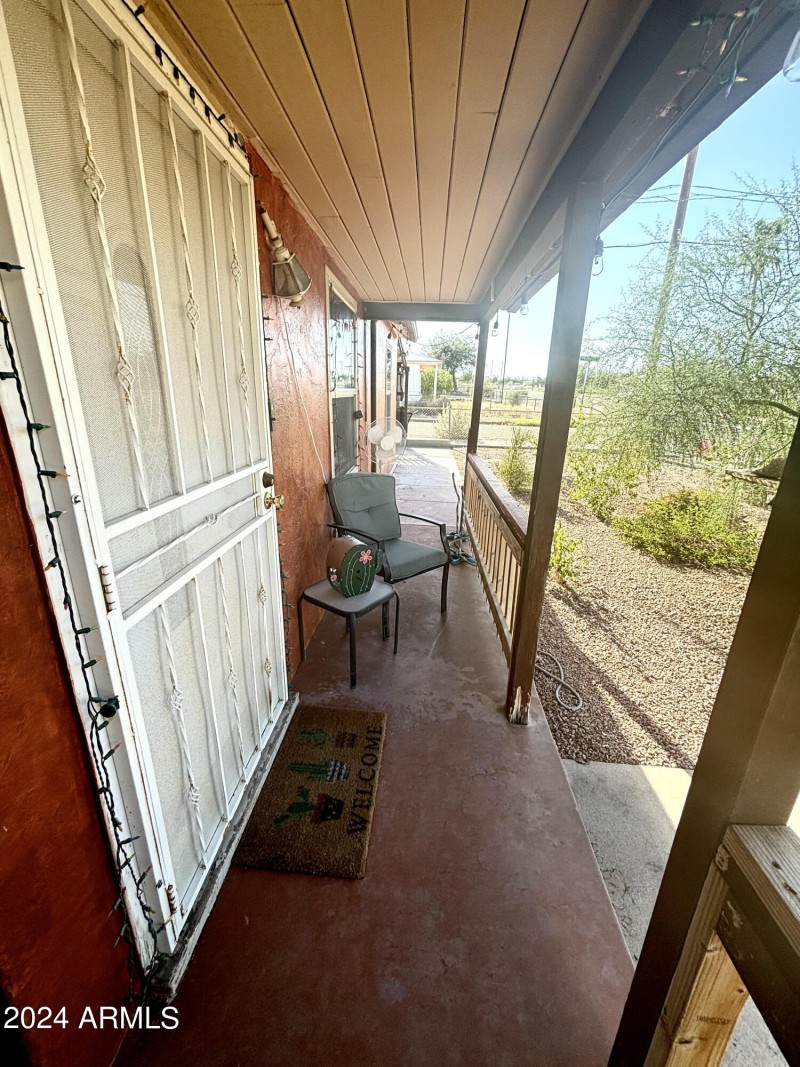 241 W 3rd Front Patio
