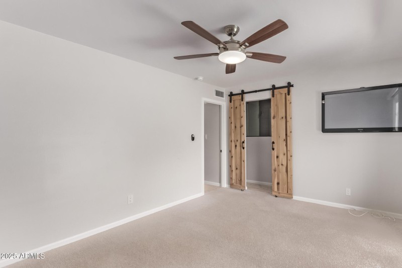 18 Altadena
