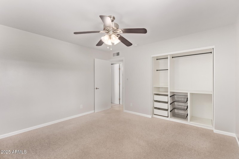 24 Altadena