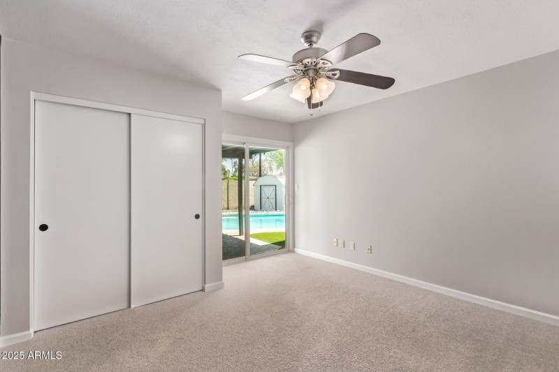 27 Altadena