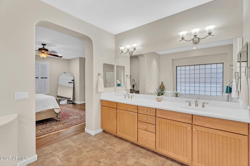 26-web-or-mls-13459 E Via Linda unit 202