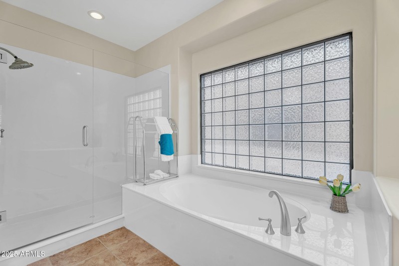 33-web-or-mls-13459 E Via Linda unit 202