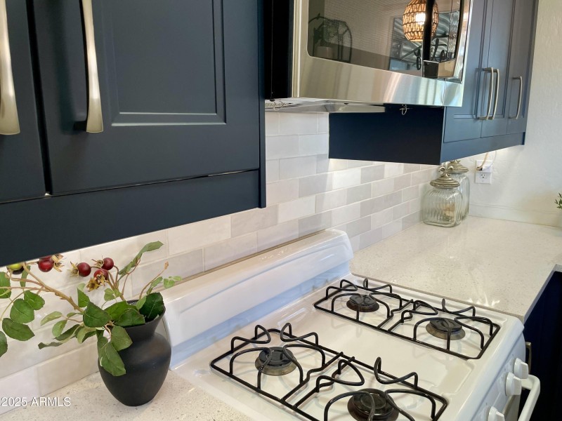 Under cabinet lighting