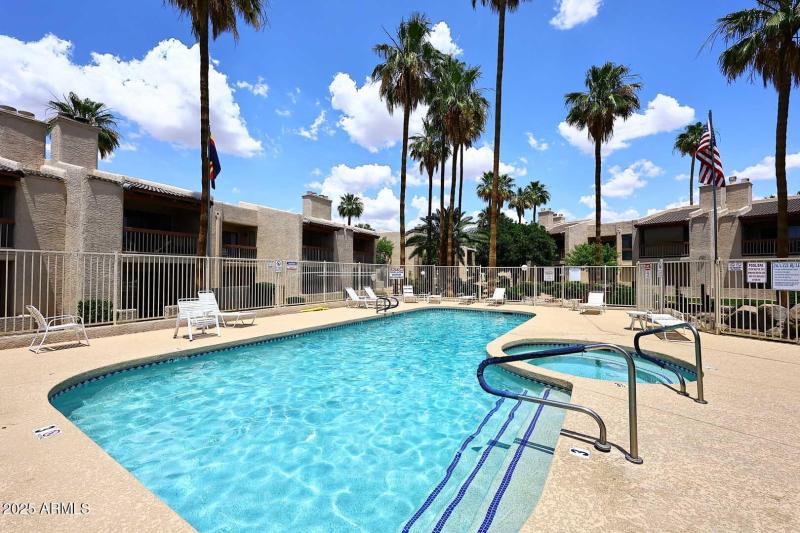 Community Pool-Spa