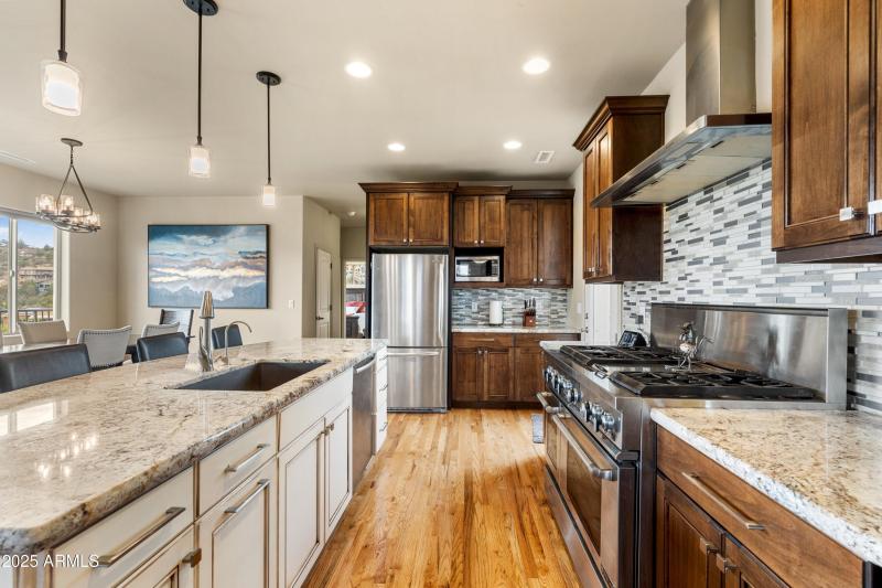 011_Kitchen