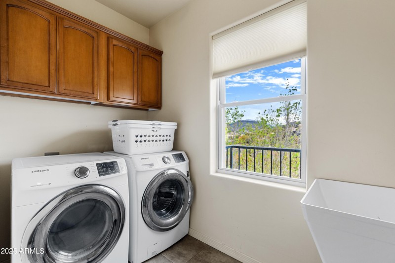 023_Laundry Room