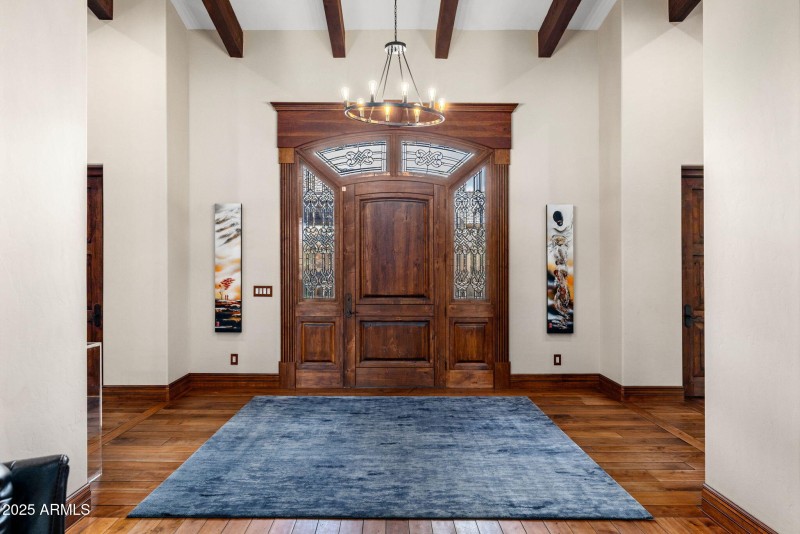 14-Foyer