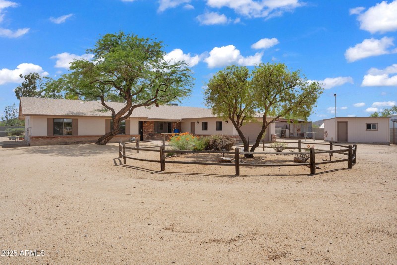 2-web-or-mls-1307 E Galvin-3
