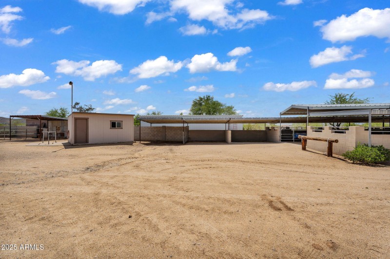 46-web-or-mls-1307 E Galvin-44
