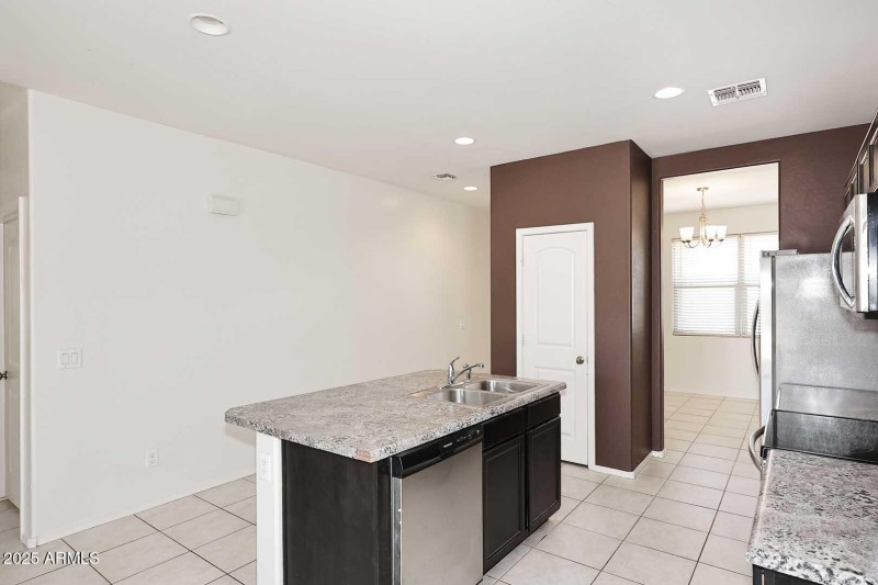 Kitchen-Island