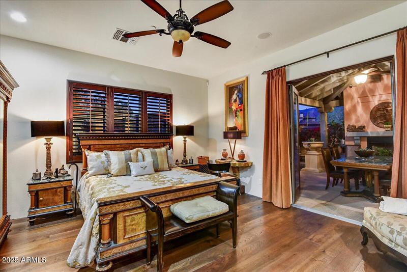 Master Bedroom-1