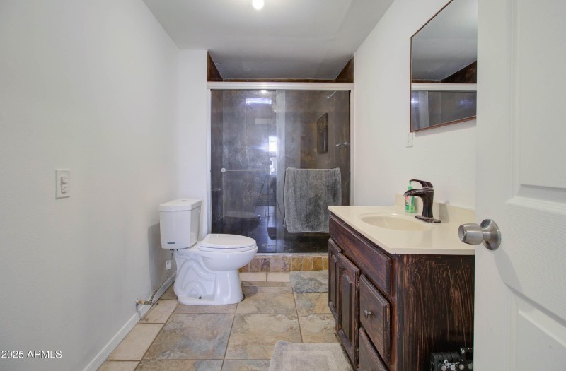 145 E Ash Ave-17
