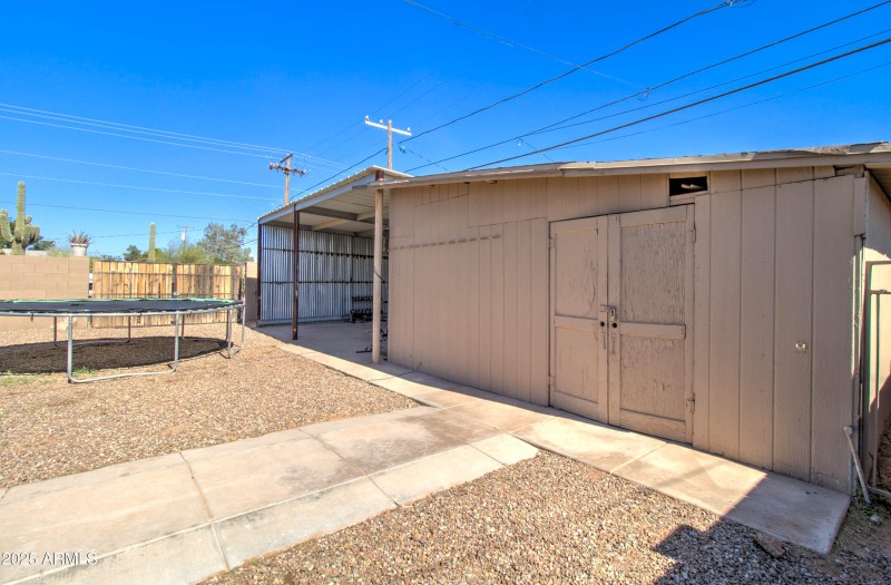 145 E Ash Ave-33