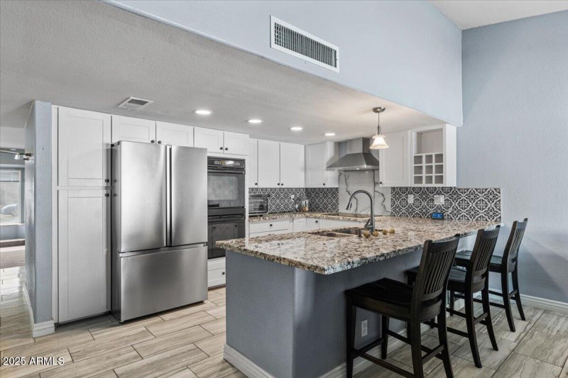 12-Kitchen