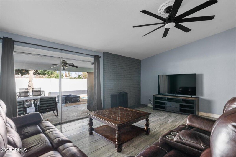 17-Living Room