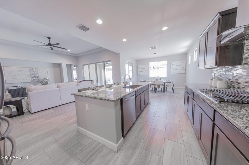 Kitchen 4
