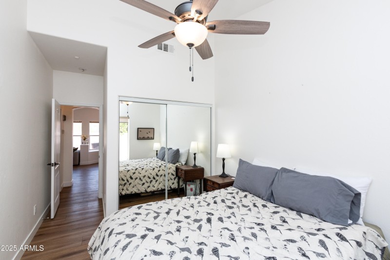 2nd bedroom