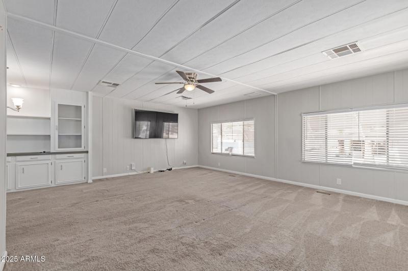 269 MAIN ROOM