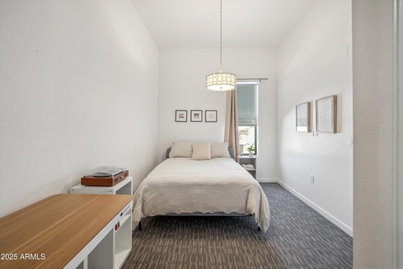 19-Bedroom