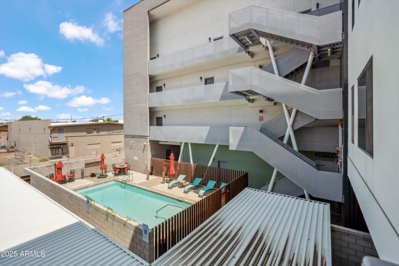 22-Community Pool