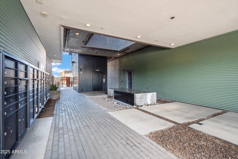 23-Community Patio
