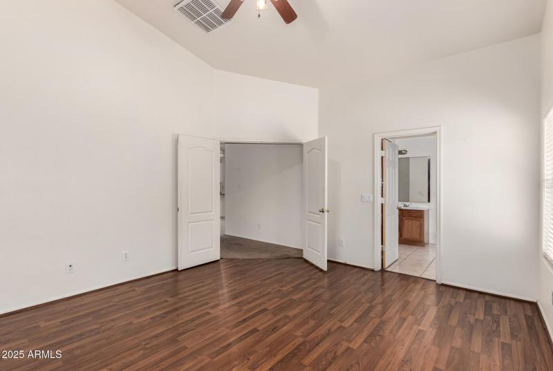 15 - Desert Fairways