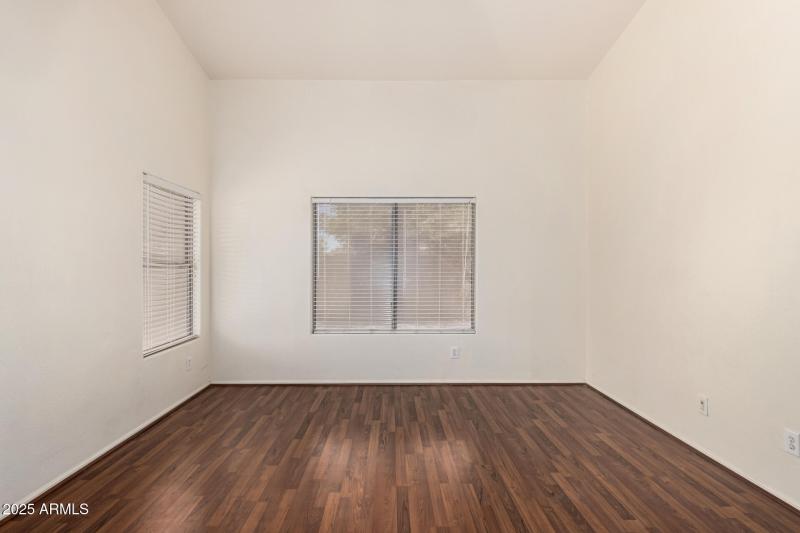 16 - Desert Fairways