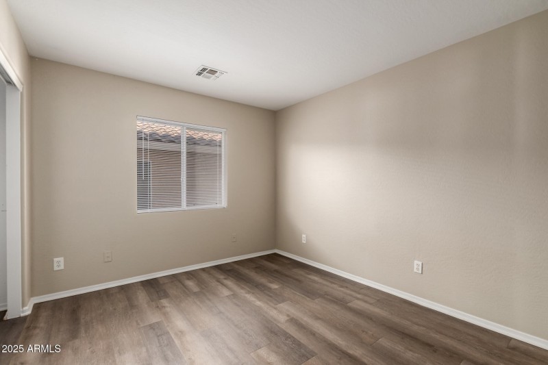 16 Loma Linda
