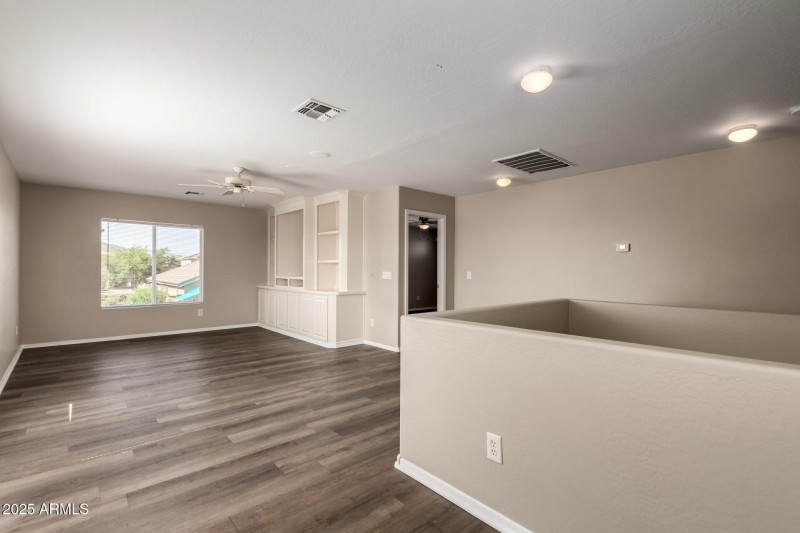 34 Loma Linda