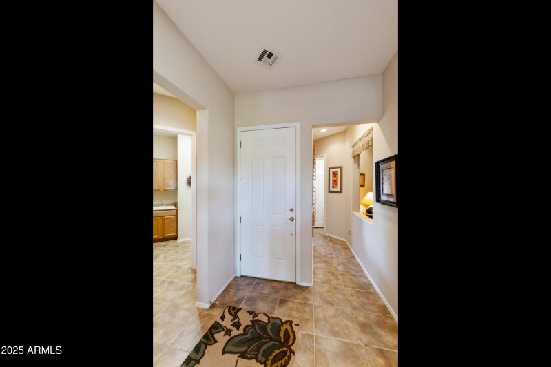 4548 E-005-026-DLB 9475-MLS_Size