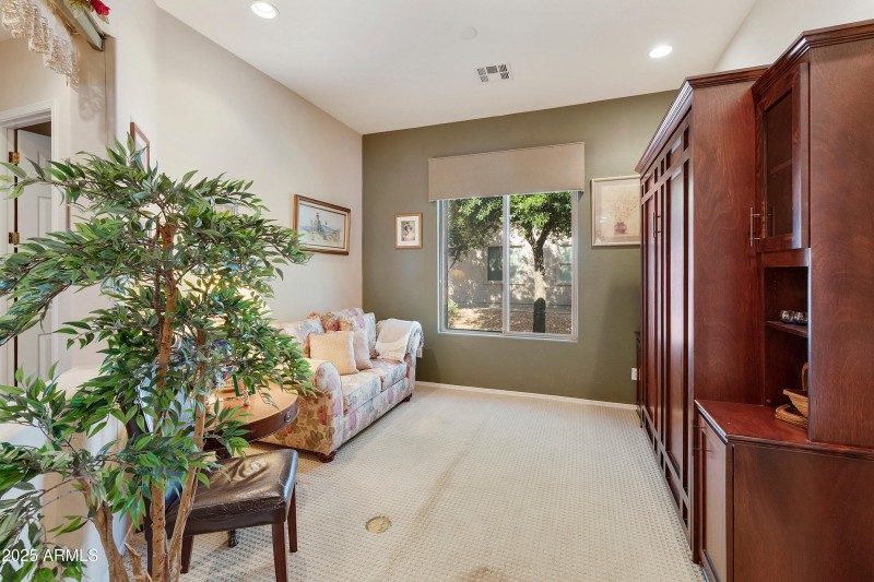 4548 E-027-053-dlb-MLS_Size