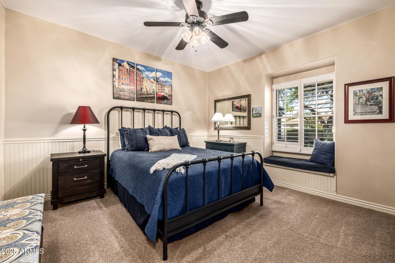 Guest bedroom 2